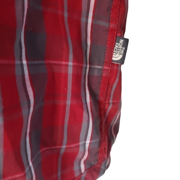 𝅺The North Face Fall Hiking Festive City Outdoor Plaid Hayden Shirt - Men's - Picture 3 of 7